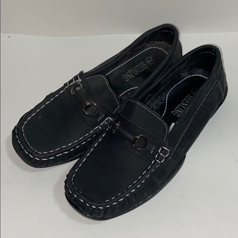 Boy’s black dress shoes